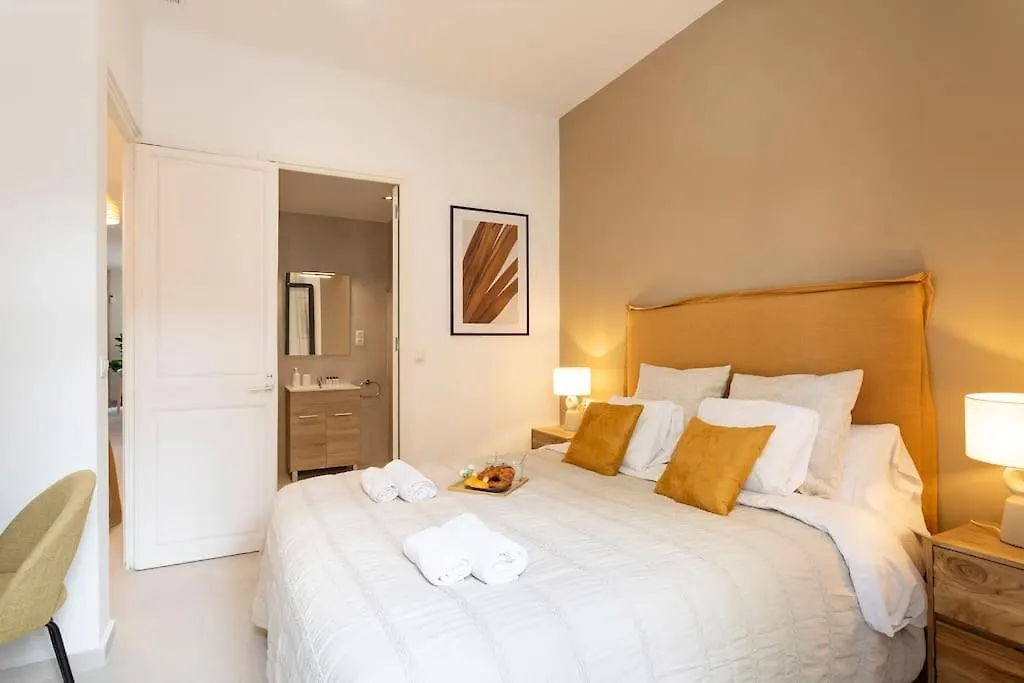 Lodging Apartments Rambla Poblenou 12 برشلونة 0*,  إسبانيا