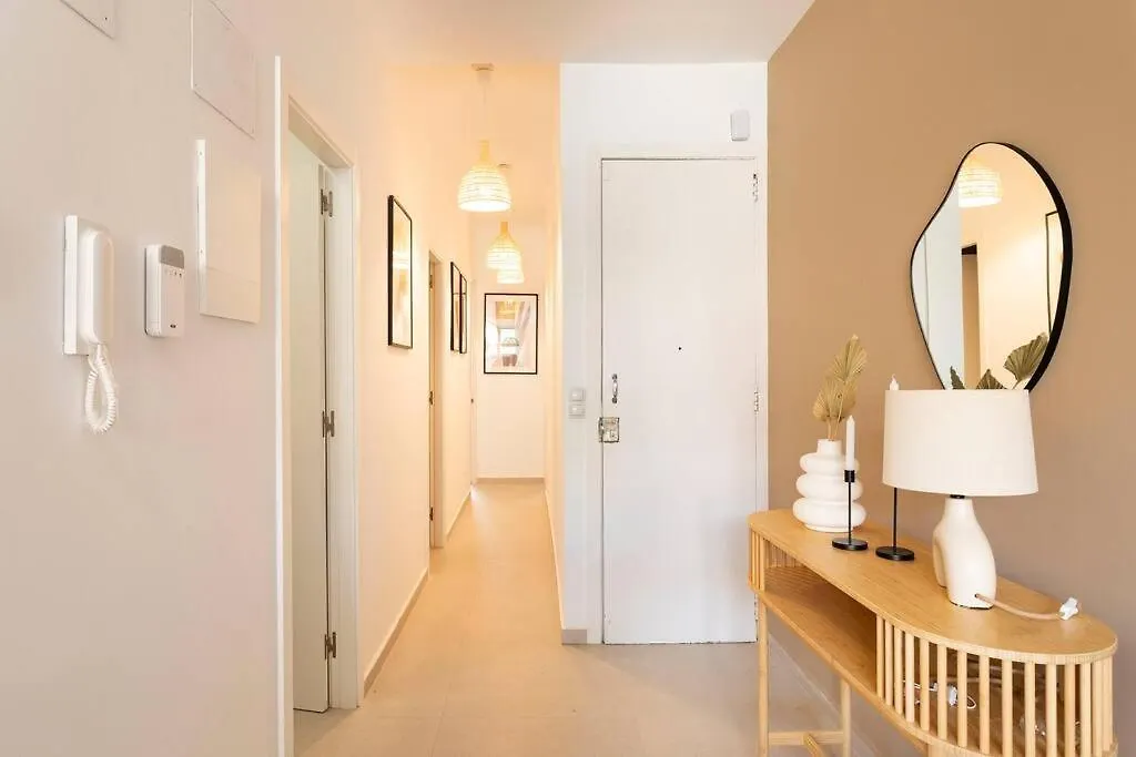 Lodging Apartments Rambla Poblenou 12 برشلونة إسبانيا